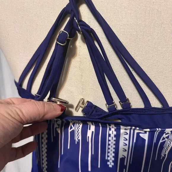 Strappy Loose Fitting Bathing Suit Top. Sz L. Royal Blue/White. Removable Cups. - Picture 5 of 7